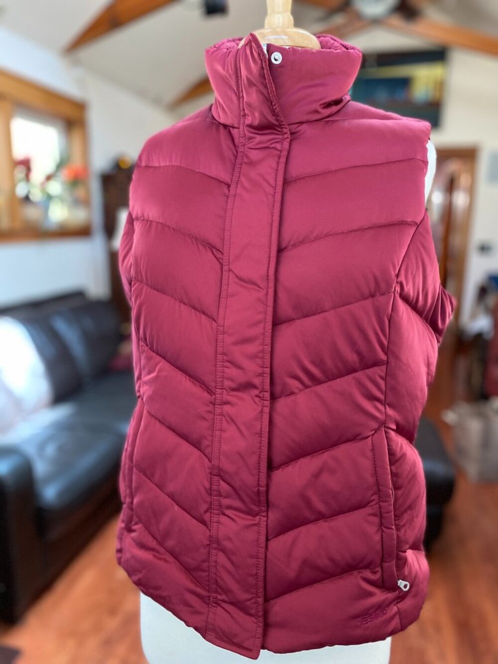 Eddie Bauer burgundy down puffer vest, insulated zip pockets, L